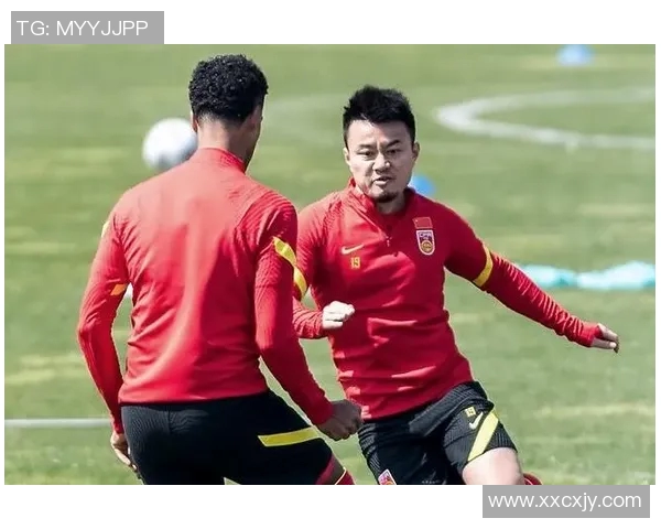 篮网与黄蜂激战305场赛季关键对决引发球迷热议