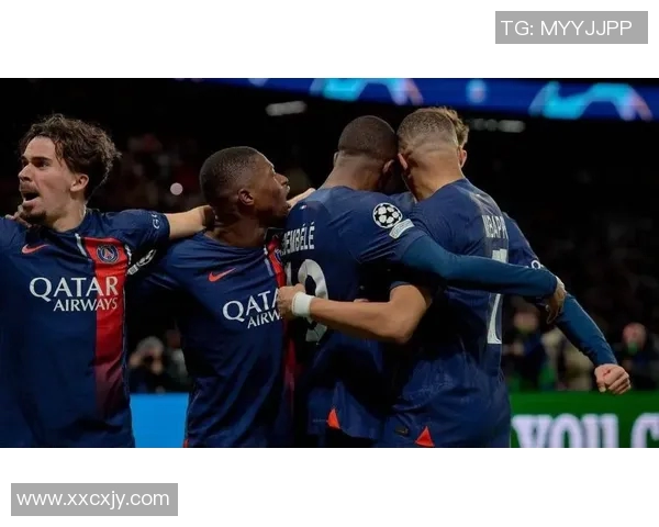 巴塞罗那与巴黎圣日耳曼的精彩对决图案解析与赛事回顾