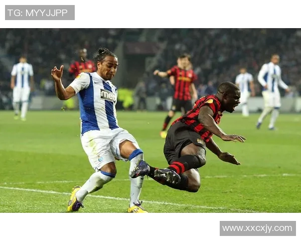 尼奥尔与特鲁瓦的精彩对决揭示法甲联赛的竞争激烈与球队实力较量 尼奥尔与特鲁瓦的精彩对决揭示法甲联赛的竞争激烈与球队实力较量