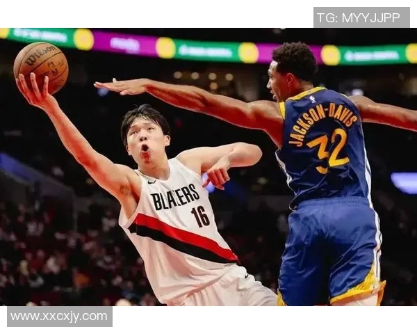 开拓者与勇士全场激战回顾精彩瞬间与关键时刻分析 开拓者与勇士全场激战回顾精彩瞬间与关键时刻分析