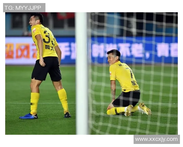 恒大与人和的精彩对决回顾分析及比赛亮点总结