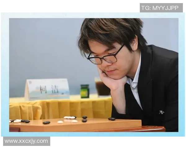 柯洁与李词悠对决围棋巅峰之战引发热议与期待