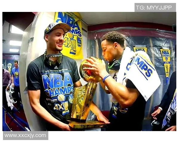 勇士豪掷19亿美元打破奢侈税纪录成功争夺附加赛资格 勇士豪掷19亿美元打破奢侈税纪录成功争夺附加赛资格