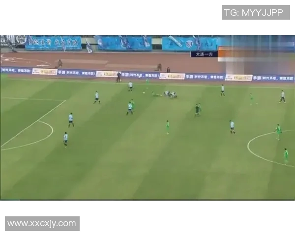 巴塞尔主场迎战曼城首回合较量精彩回顾与战术分析 巴塞尔主场迎战曼城首回合较量精彩回顾与战术分析