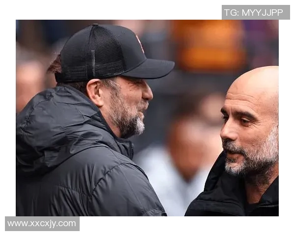 杜塞多夫与菲尔特的激烈对决展现足球魅力与战术智慧的较量